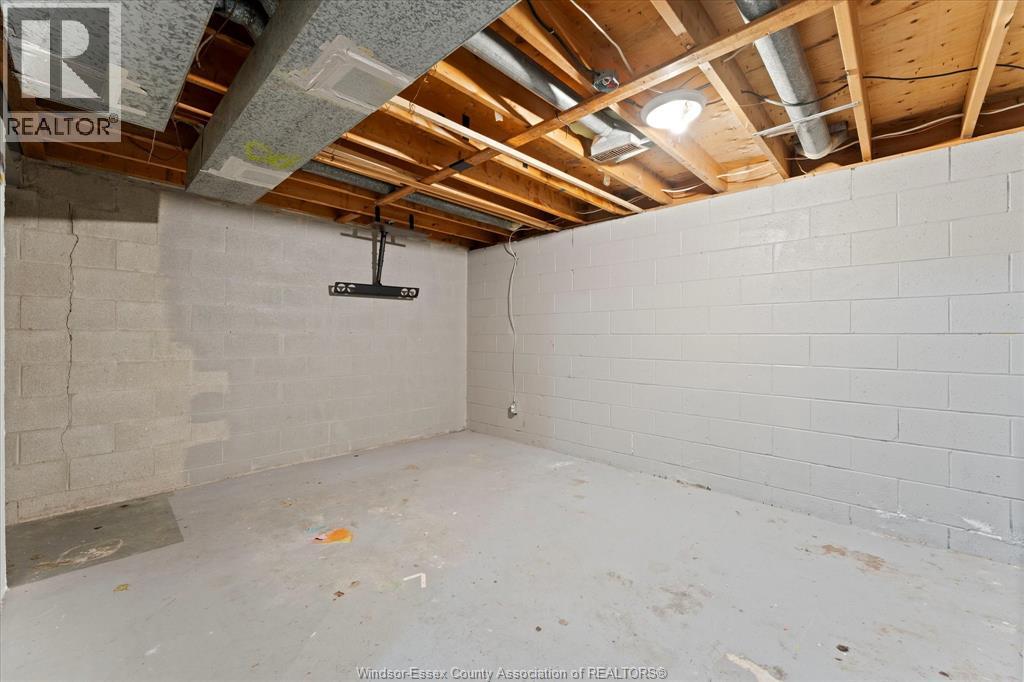 5442 Lassaline, Windsor, Ontario  N8T 1A8 - Photo 16 - 25027192