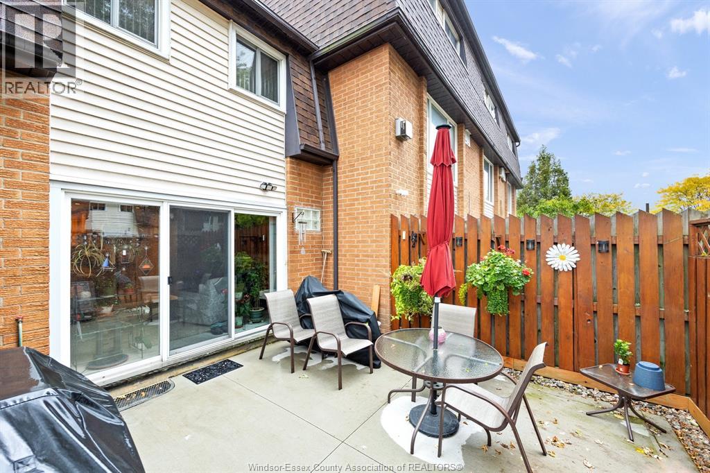 6344 Thornberry, Windsor, Ontario  N8T 3A2 - Photo 22 - 25027189