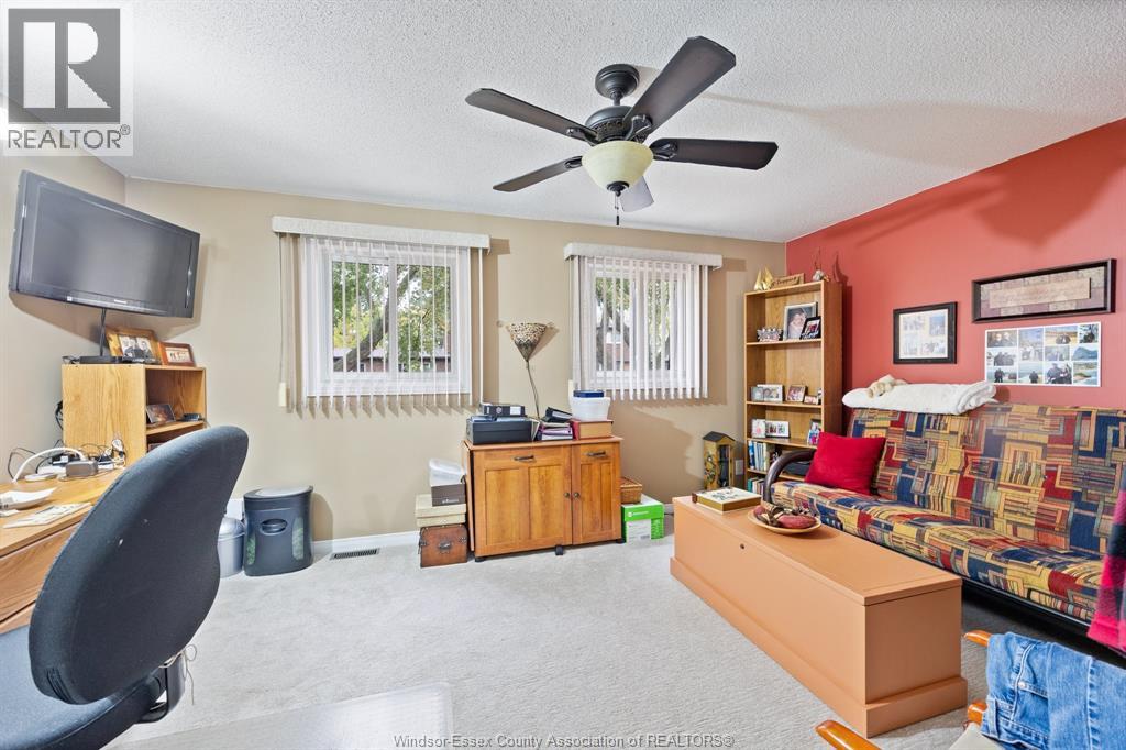 6344 Thornberry, Windsor, Ontario  N8T 3A2 - Photo 5 - 25027189