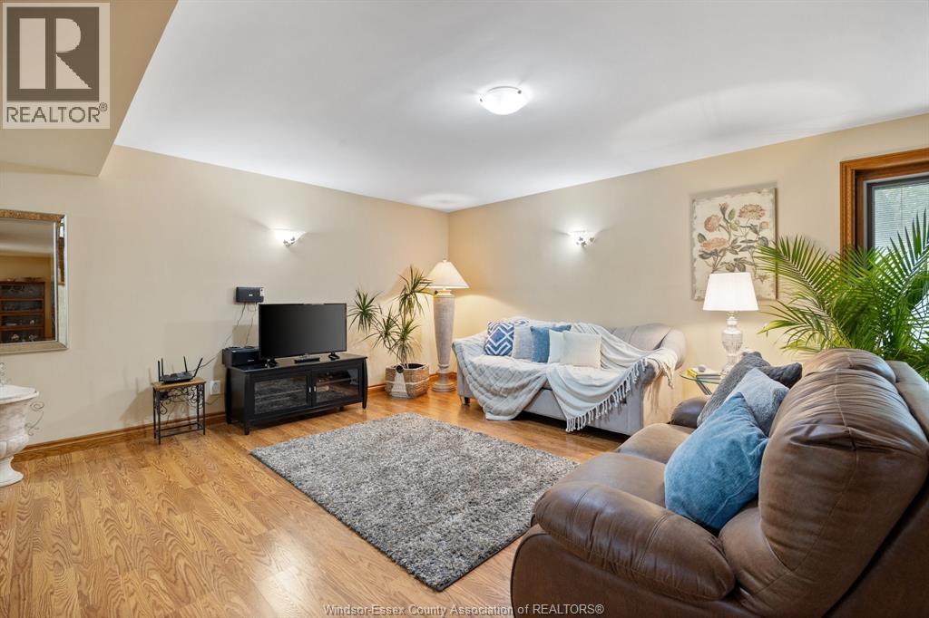 12849 Lemire, Tecumseh, Ontario  N8N 4W1 - Photo 5 - 25027188