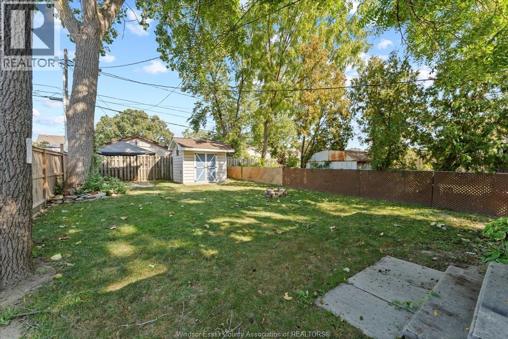 716 Capitol Street, Windsor, Ontario  N8X 3G2 - Photo 23 - 25027193