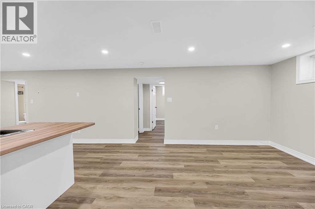 122 Toby Crescent Unit# 2, Hamilton, Ontario  L8T 2N8 - Photo 14 - 40776343