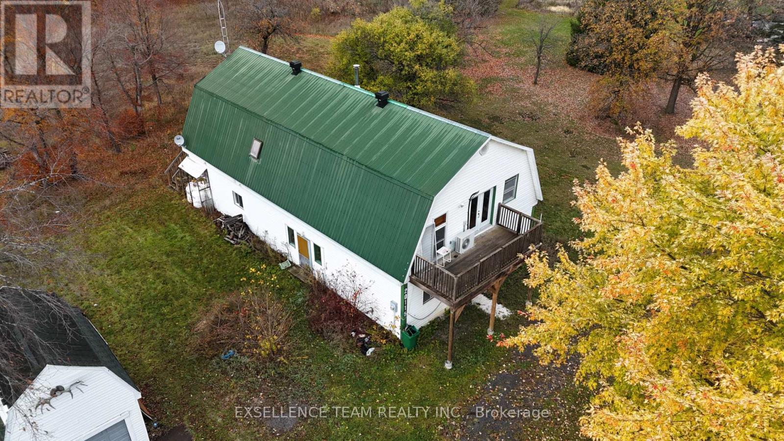 20115 Beaupre Road W, South Glengarry, Ontario  K0C 1L0 - Photo 3 - X12482595