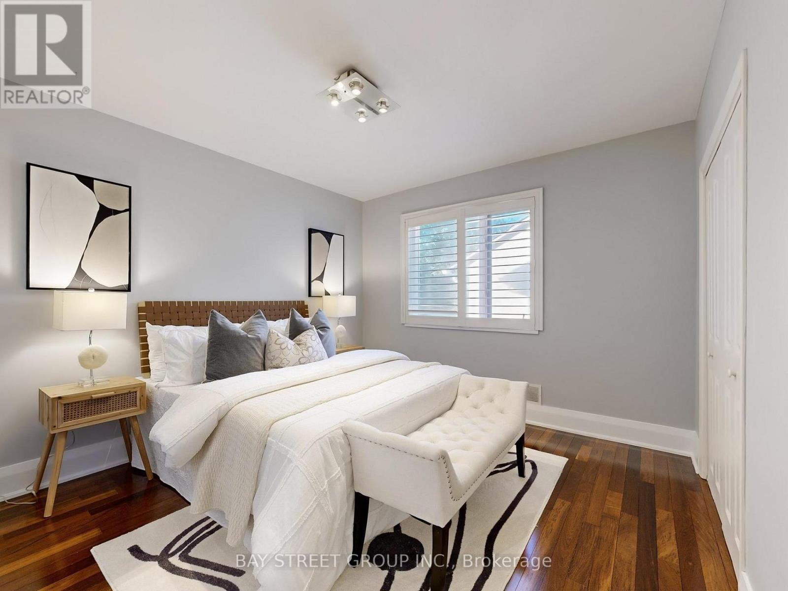 8 Overton Crescent, Toronto, Ontario  M3B 2V2 - Photo 22 - C12483025