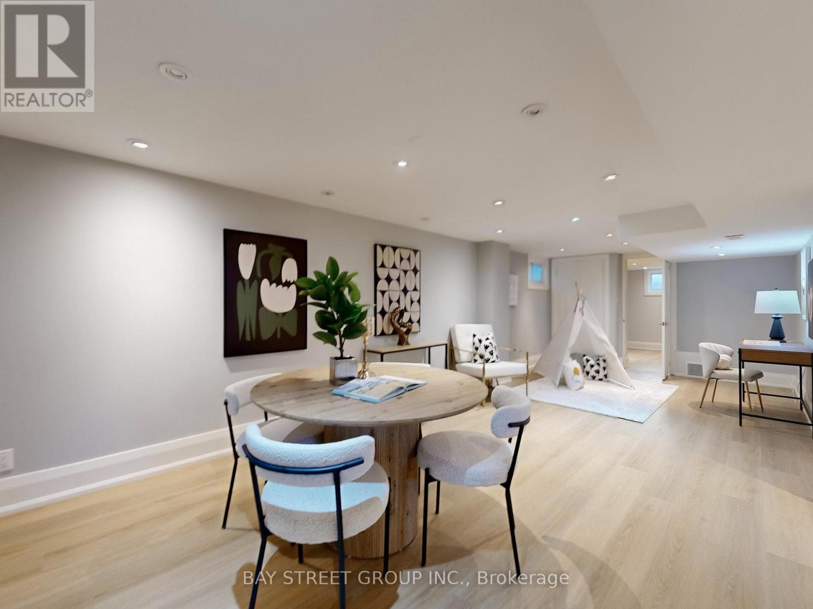 8 Overton Crescent, Toronto, Ontario  M3B 2V2 - Photo 30 - C12483025