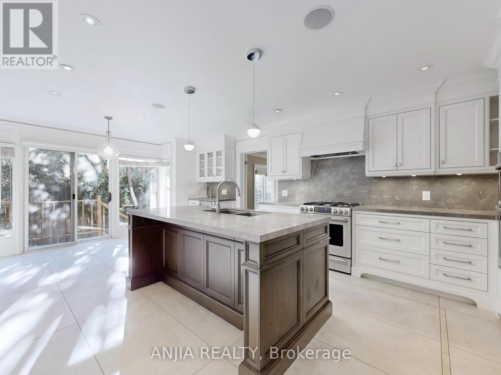 21 Tahoe Court, Toronto, Ontario  M3B 3M6 - Photo 17 - C12474291