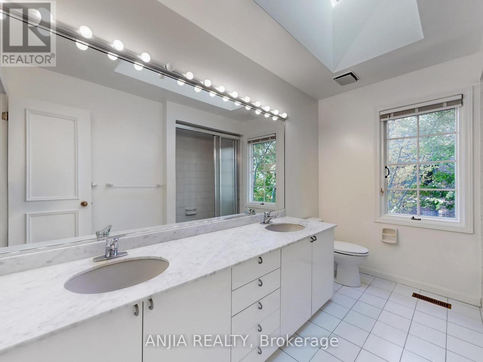 21 Tahoe Court, Toronto, Ontario  M3B 3M6 - Photo 32 - C12474291