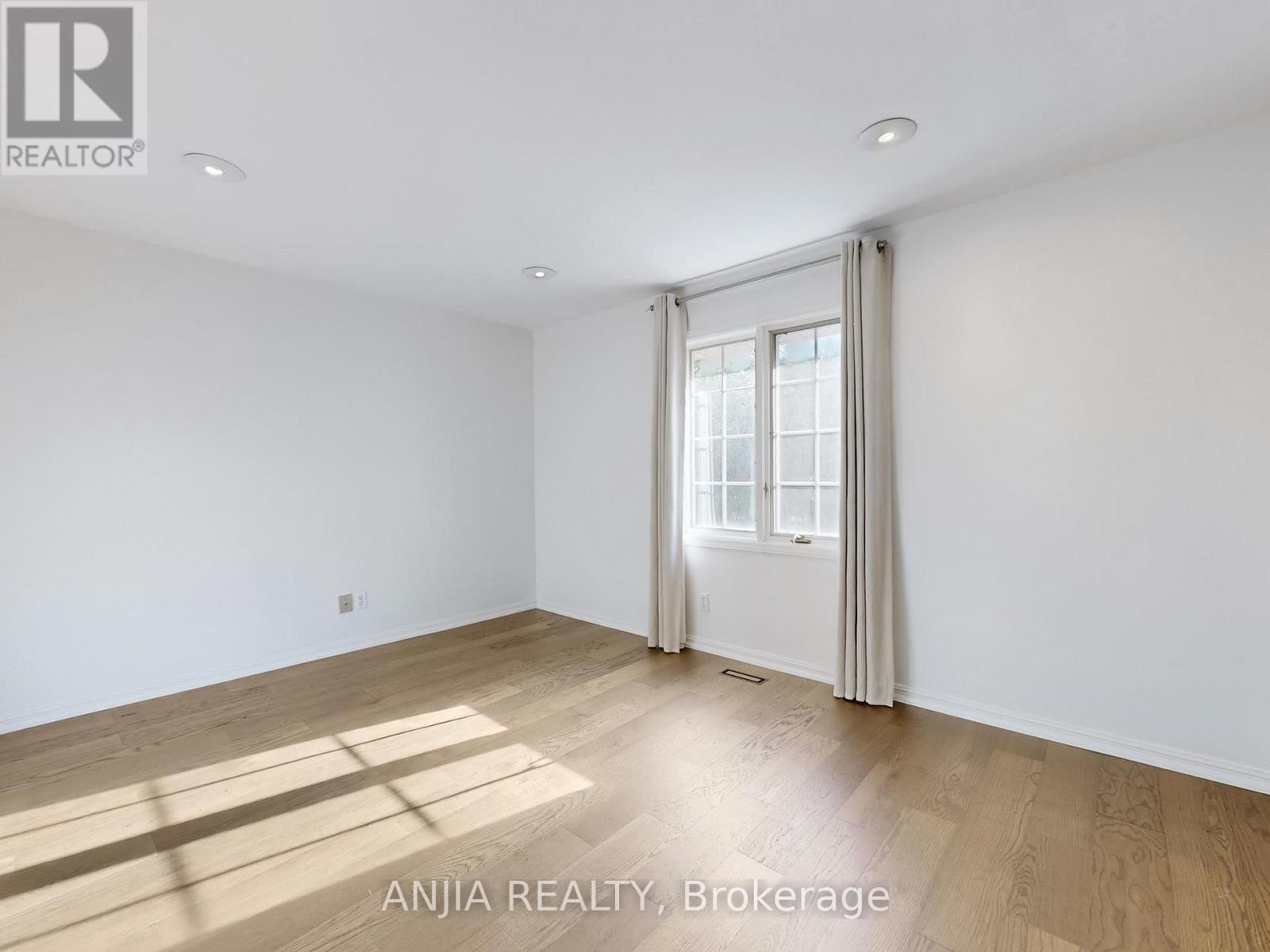 21 Tahoe Court, Toronto, Ontario  M3B 3M6 - Photo 26 - C12474291