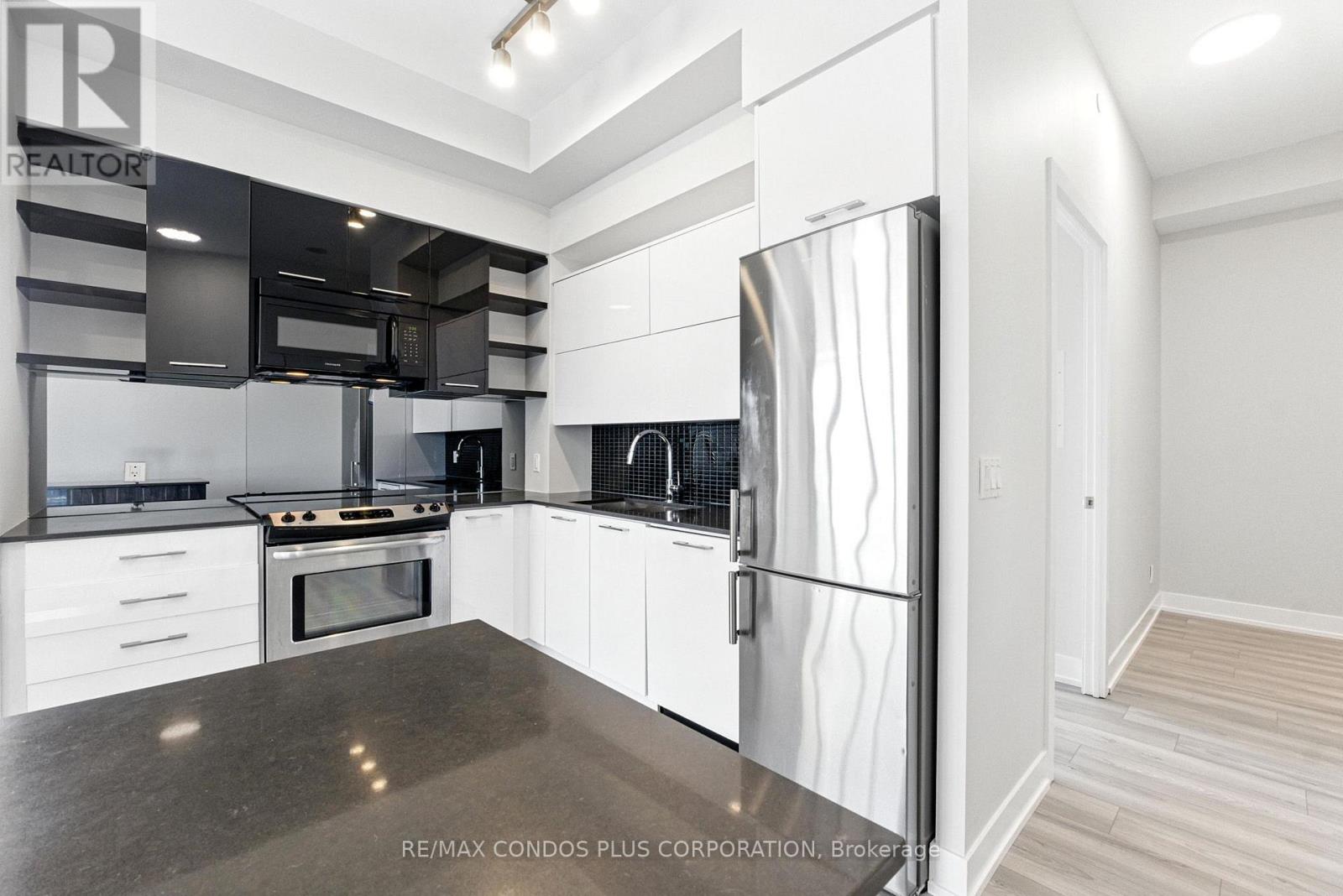 Lph15 - 9471 Yonge Street, Richmond Hill, Ontario  L4C 0Z5 - Photo 6 - N12483020