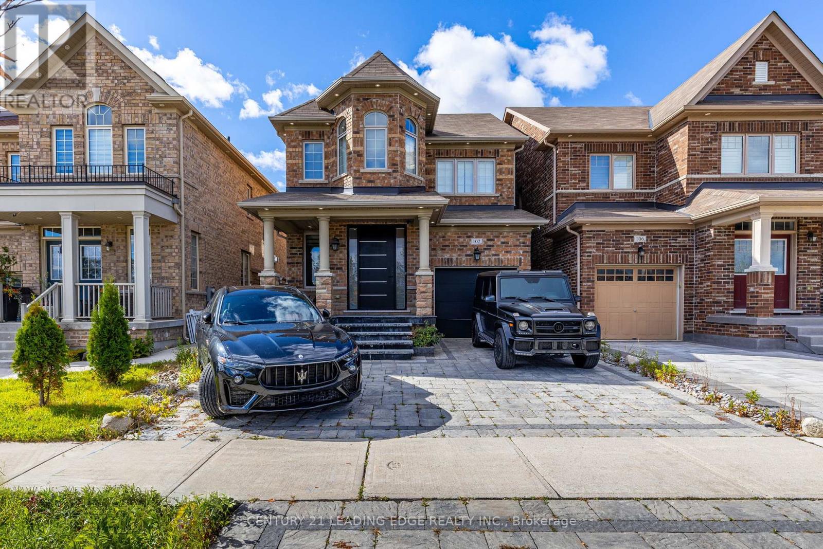 102 Mactier Drive, Vaughan, Ontario  L4H 4T9 - Photo 1 - N12483036