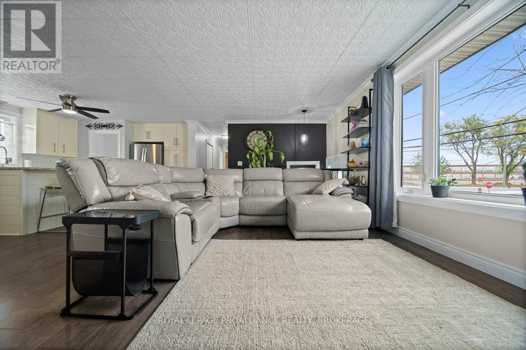 2 Potter Drive, Loyalist (Odessa), Ontario  K0H 2H0 - Photo 10 - X12483066