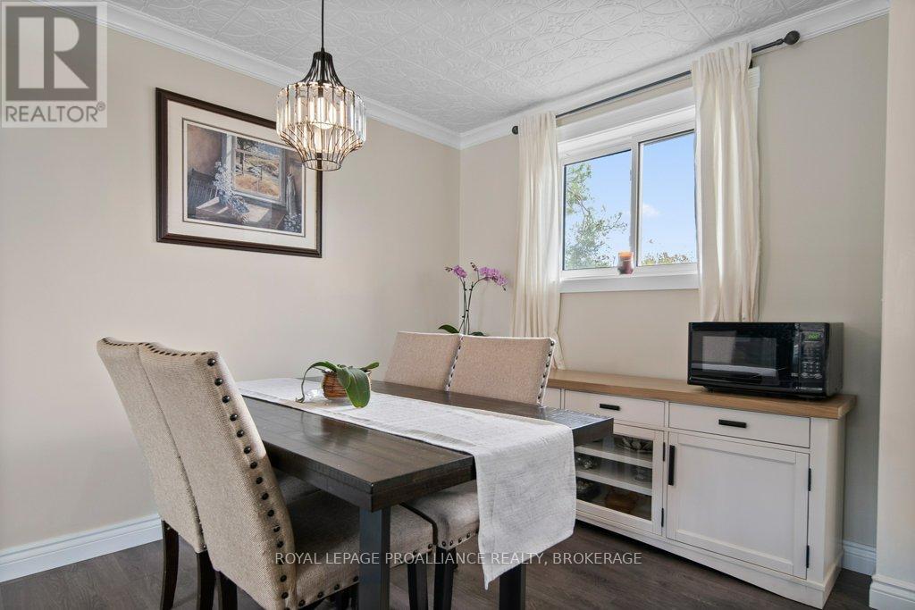 2 Potter Drive, Loyalist (Odessa), Ontario  K0H 2H0 - Photo 11 - X12483066