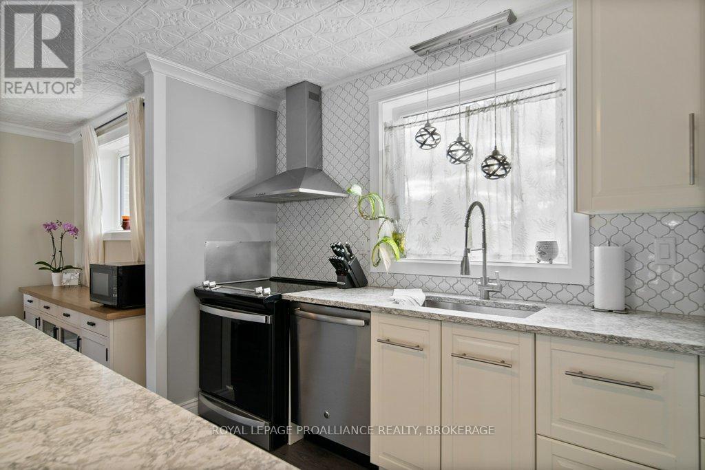 2 Potter Drive, Loyalist (Odessa), Ontario  K0H 2H0 - Photo 16 - X12483066