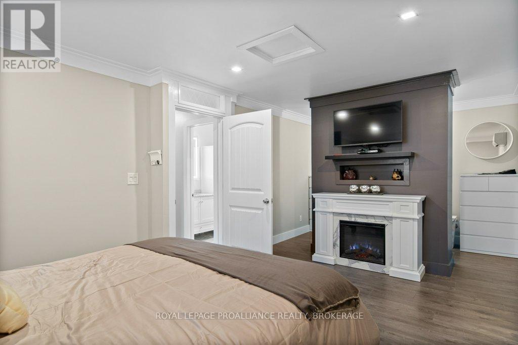 2 Potter Drive, Loyalist (Odessa), Ontario  K0H 2H0 - Photo 19 - X12483066