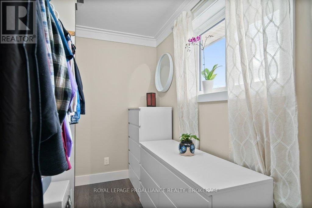 2 Potter Drive, Loyalist (Odessa), Ontario  K0H 2H0 - Photo 20 - X12483066