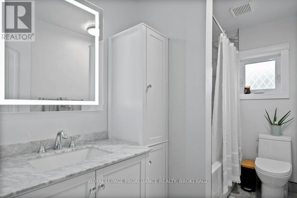2 Potter Drive, Loyalist (Odessa), Ontario  K0H 2H0 - Photo 21 - X12483066