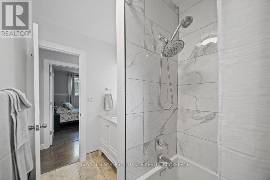 2 Potter Drive, Loyalist (Odessa), Ontario  K0H 2H0 - Photo 22 - X12483066