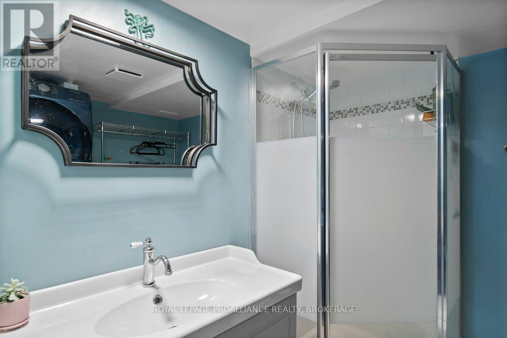 2 Potter Drive, Loyalist (Odessa), Ontario  K0H 2H0 - Photo 30 - X12483066