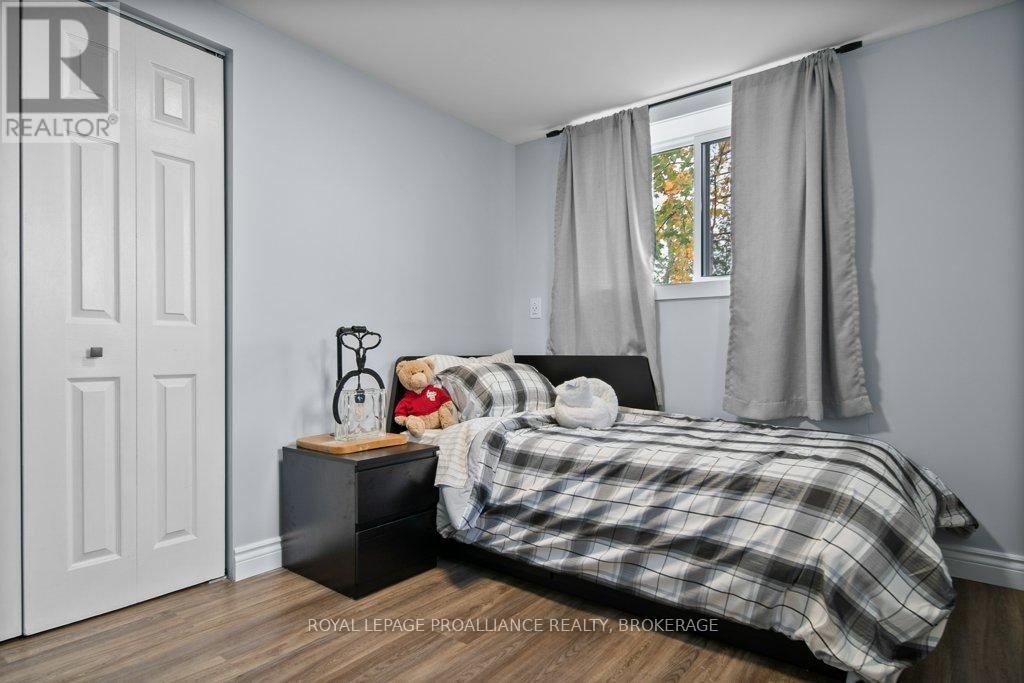 2 Potter Drive, Loyalist (Odessa), Ontario  K0H 2H0 - Photo 32 - X12483066