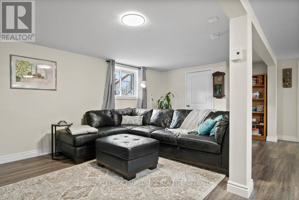 2 Potter Drive, Loyalist (Odessa), Ontario  K0H 2H0 - Photo 36 - X12483066