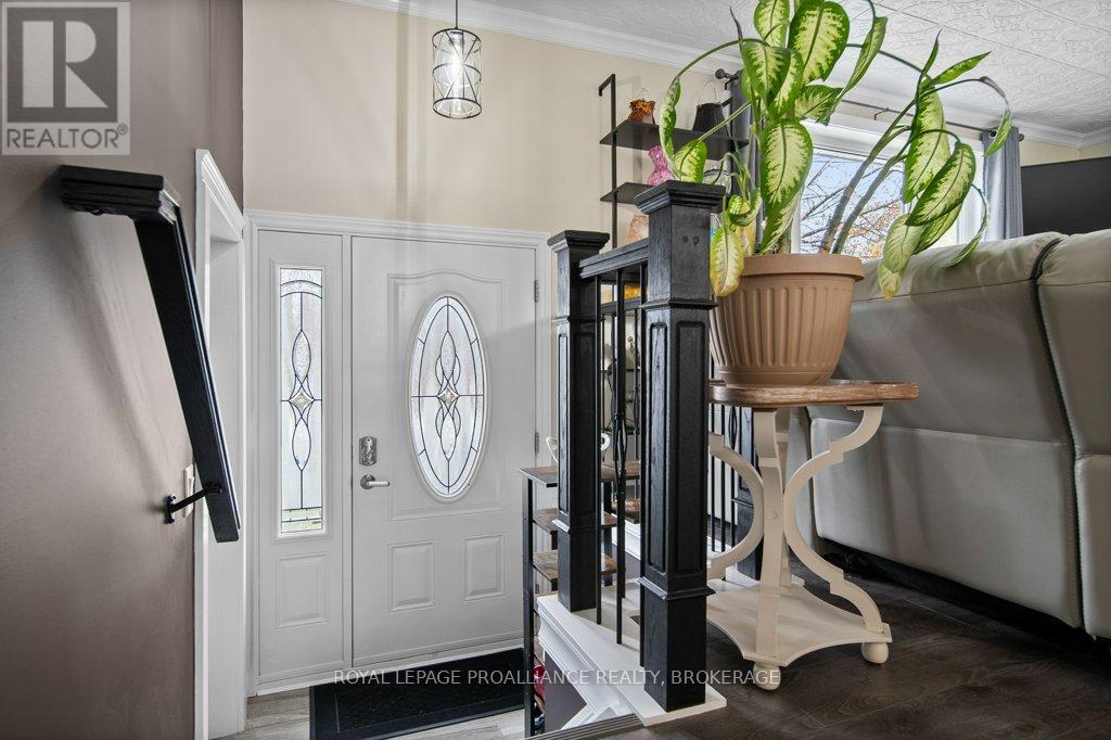 2 Potter Drive, Loyalist (Odessa), Ontario  K0H 2H0 - Photo 5 - X12483066