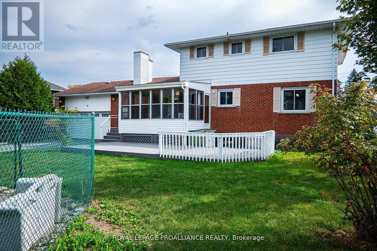 16 Country Club Drive, Quinte West, Ontario  K8R 1A1 - Photo 14 - X12483063