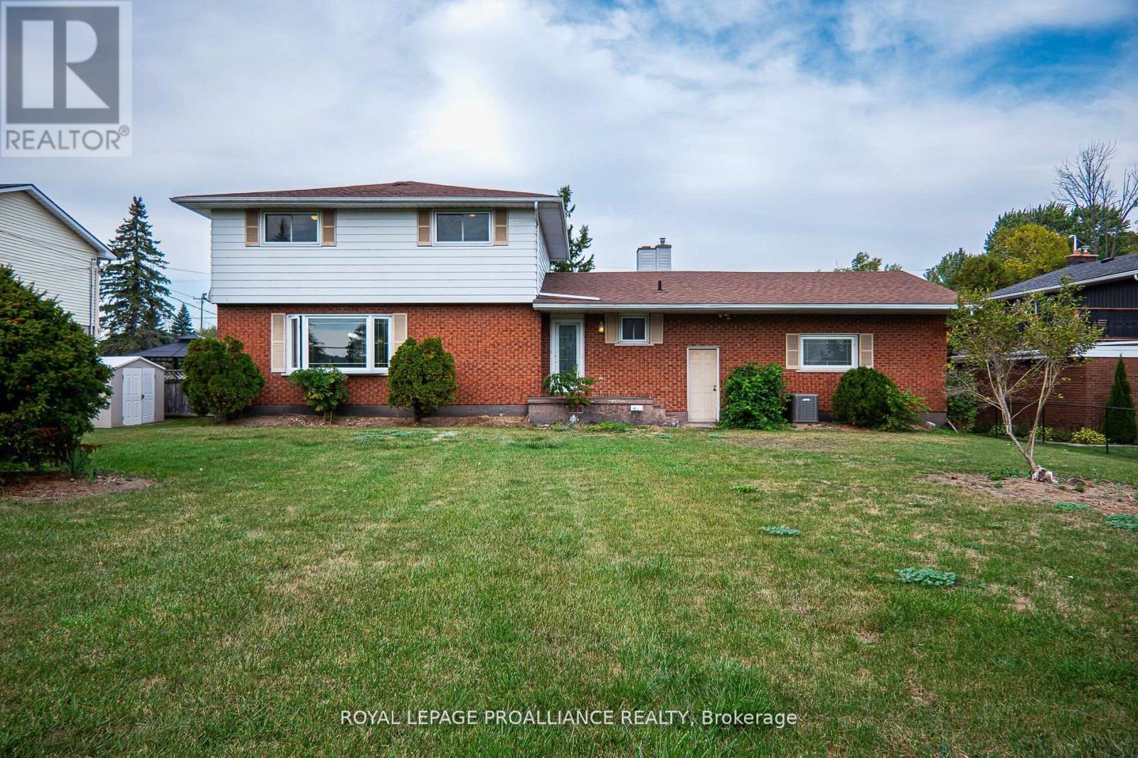 16 Country Club Drive, Quinte West, Ontario  K8R 1A1 - Photo 16 - X12483063