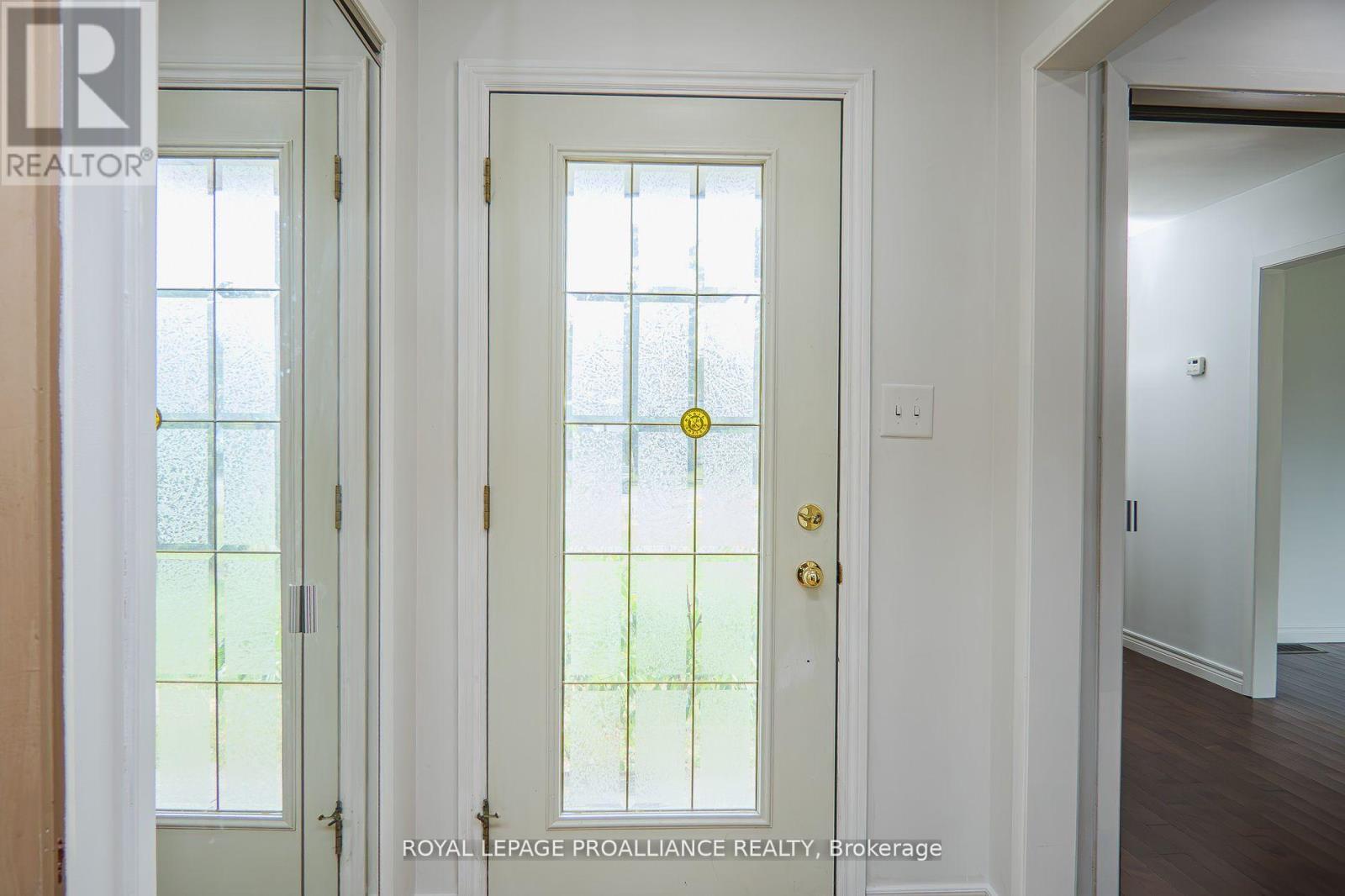 16 Country Club Drive, Quinte West, Ontario  K8R 1A1 - Photo 19 - X12483063