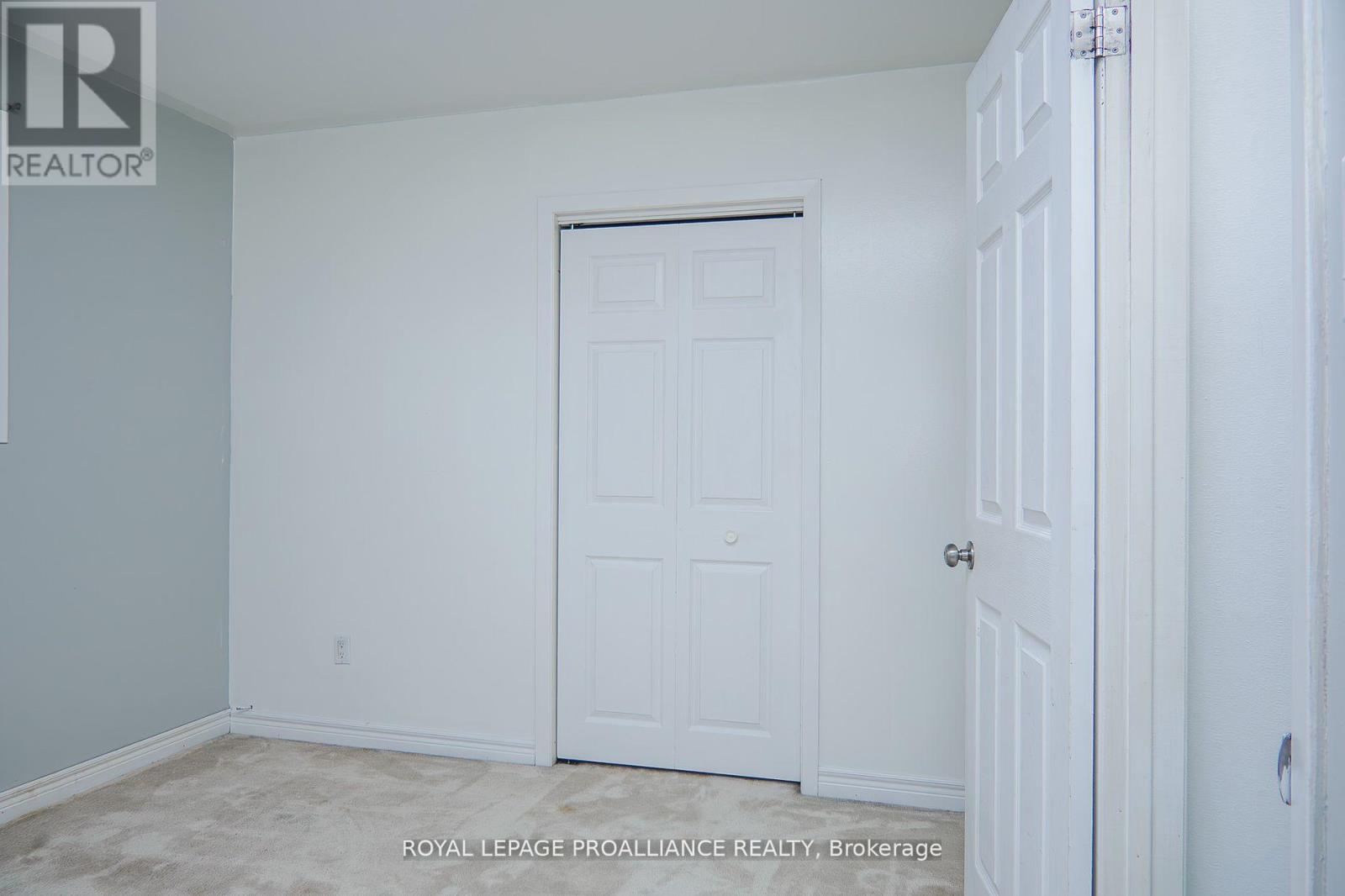 16 Country Club Drive, Quinte West, Ontario  K8R 1A1 - Photo 41 - X12483063