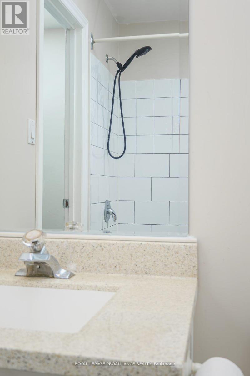 16 Country Club Drive, Quinte West, Ontario  K8R 1A1 - Photo 44 - X12483063