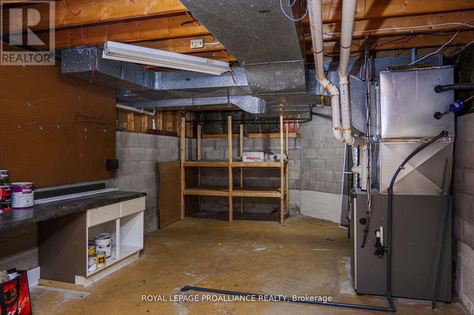 16 Country Club Drive, Quinte West, Ontario  K8R 1A1 - Photo 50 - X12483063