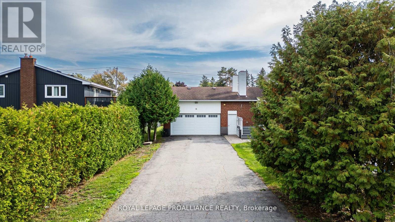 16 Country Club Drive, Quinte West, Ontario  K8R 1A1 - Photo 9 - X12483063