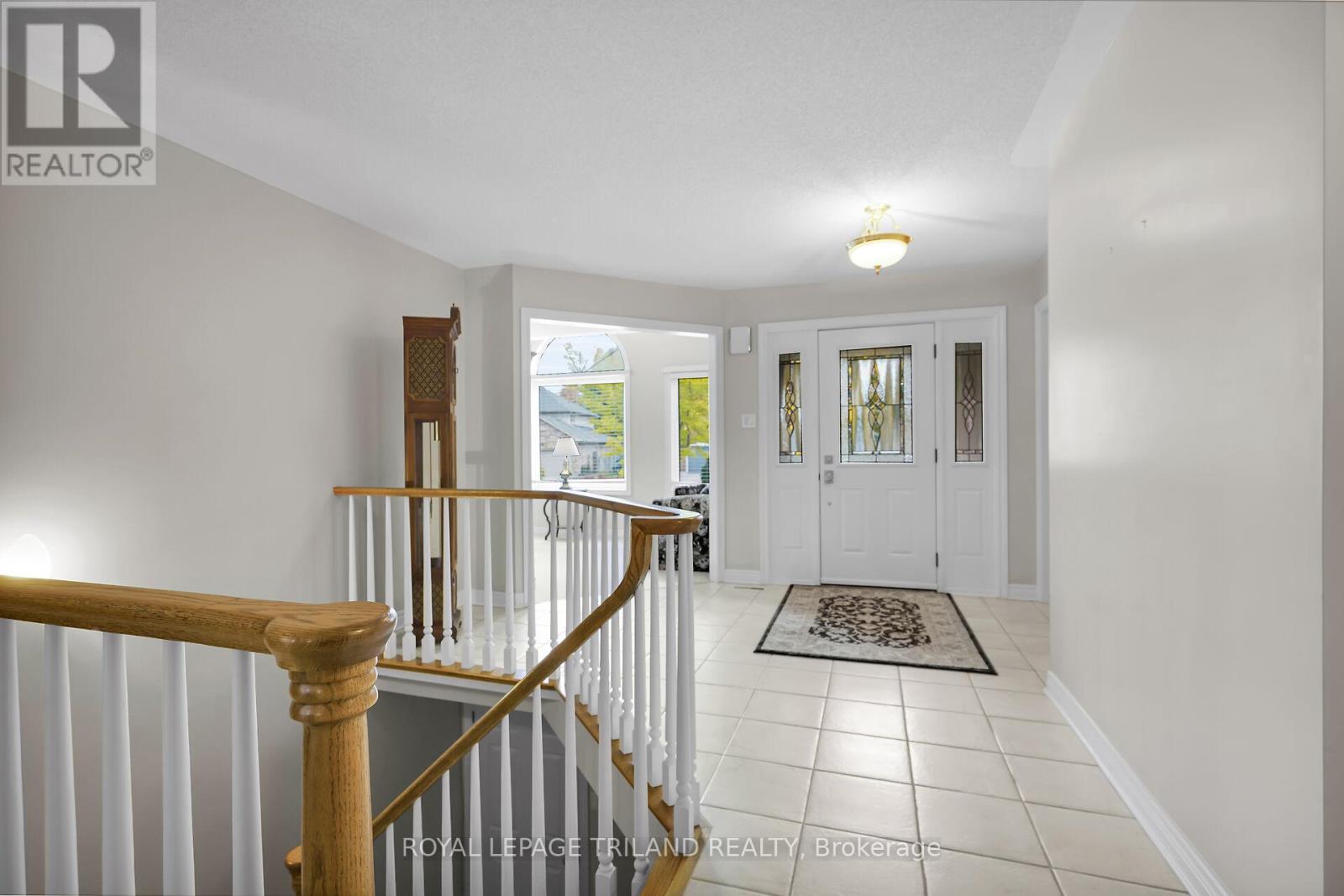 471 Ambleside Drive, London North, Ontario  N6G 4W9 - Photo 3 - X12483057