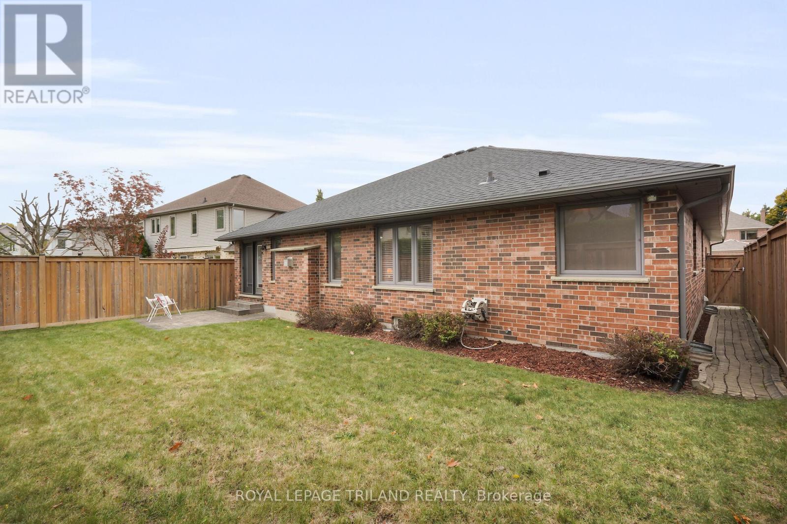 471 Ambleside Drive, London North, Ontario  N6G 4W9 - Photo 31 - X12483057