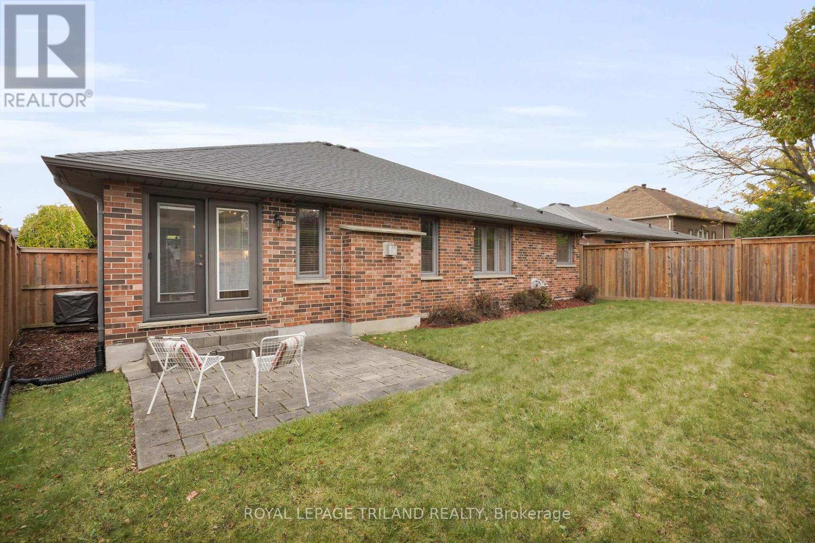 471 Ambleside Drive, London North, Ontario  N6G 4W9 - Photo 32 - X12483057