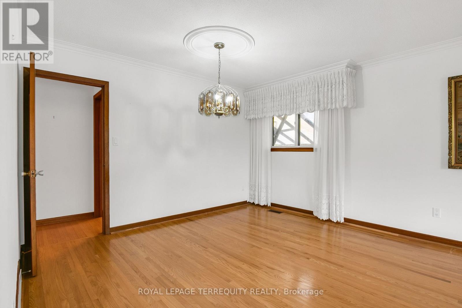 9 Larchmere Avenue, Toronto, Ontario  M9L 2N2 - Photo 6 - W12483013