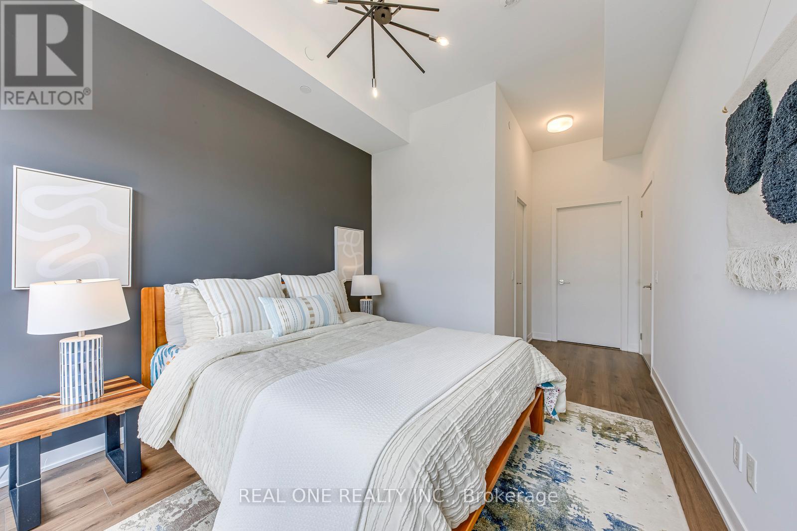 526 - 405 Dundas Street W, Oakville, Ontario  L6M 5P4 - Photo 31 - W12483033