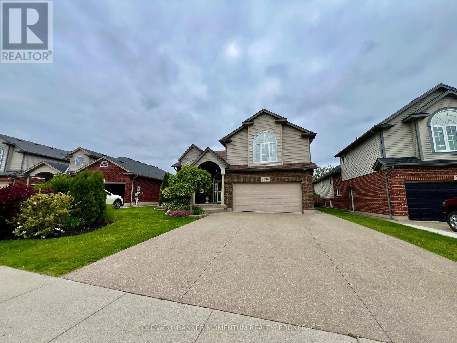 6296 Parkside Road, Niagara Falls, Ontario  L2H 0B2 - Photo 2 - X12483077