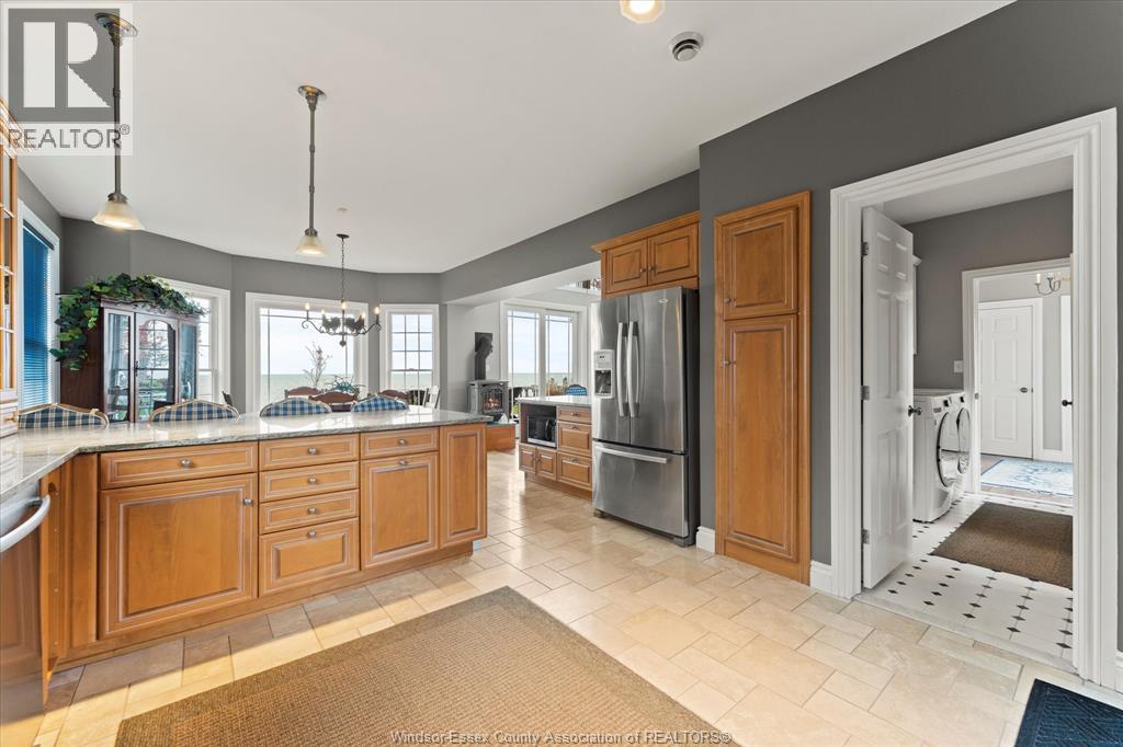 1094 Lilydale, Lakeshore, Ontario  N0R 1A0 - Photo 13 - 25027203