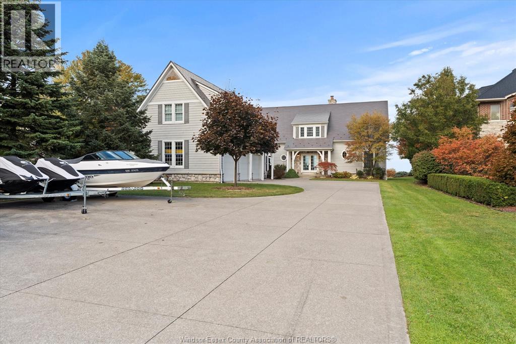 1094 Lilydale, Lakeshore, Ontario  N0R 1A0 - Photo 3 - 25027203