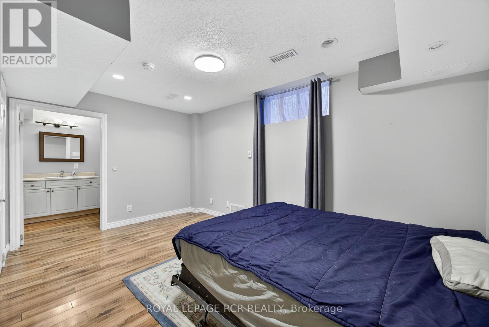 24 Tascona Court, Barrie, Ontario  L4M 0C5 - Photo 40 - S12428252