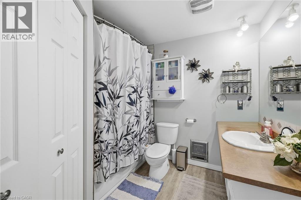 337 Kingswood Drive Unit# 31, Kitchener, Ontario  N2E 1X5 - Photo 22 - 40780487