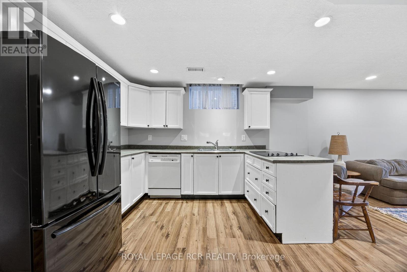 24 Tascona Court, Barrie, Ontario  L4M 0C5 - Photo 35 - S12428252