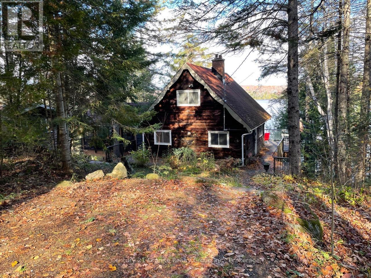 1038 Broken Paddle Road, Dysart Et Al, Ontario  K0M 1S0 - Photo 41 - X12483100