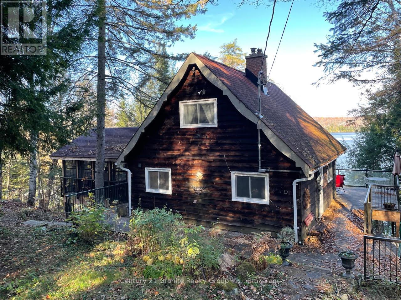 1038 Broken Paddle Road, Dysart Et Al, Ontario  K0M 1S0 - Photo 42 - X12483100