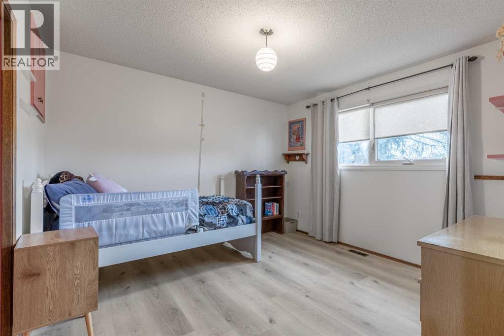 124 N 200 E, Raymond, Alberta  T0K 2S0 - Photo 14 - A2266140