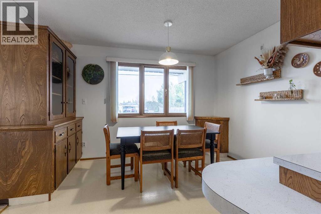 124 N 200 E, Raymond, Alberta  T0K 2S0 - Photo 7 - A2266140