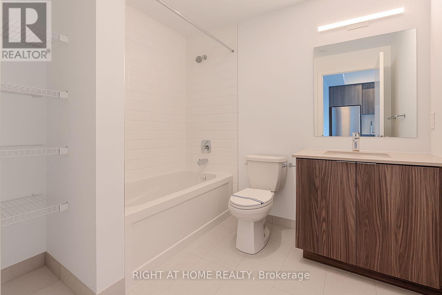 215 - 720 Whitlock Avenue, Milton (Wi Willmott), Ontario  L9E 2B5 - Photo 12 - W12482676