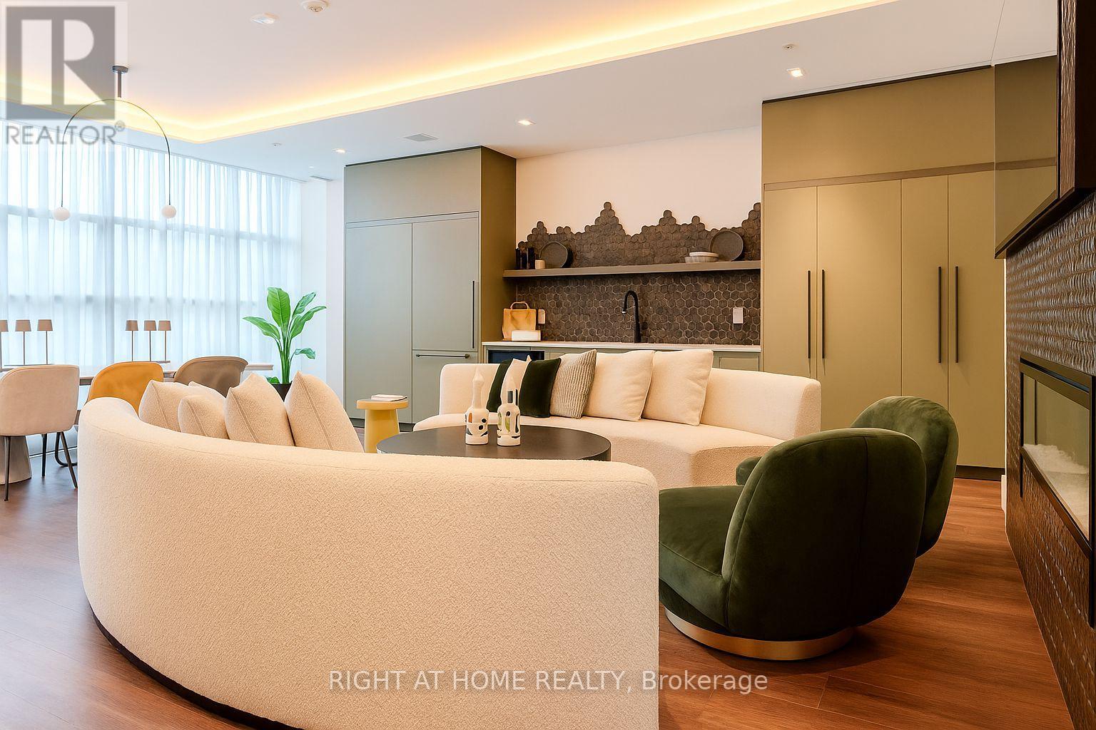 215 - 720 Whitlock Avenue, Milton (Wi Willmott), Ontario  L9E 2B5 - Photo 21 - W12482676