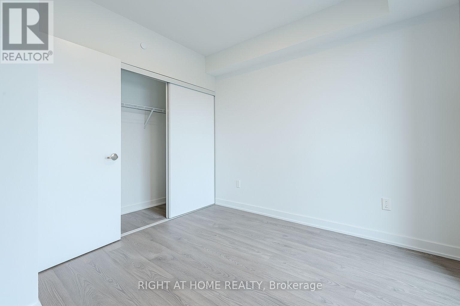 215 - 720 Whitlock Avenue, Milton (Wi Willmott), Ontario  L9E 2B5 - Photo 11 - W12482676